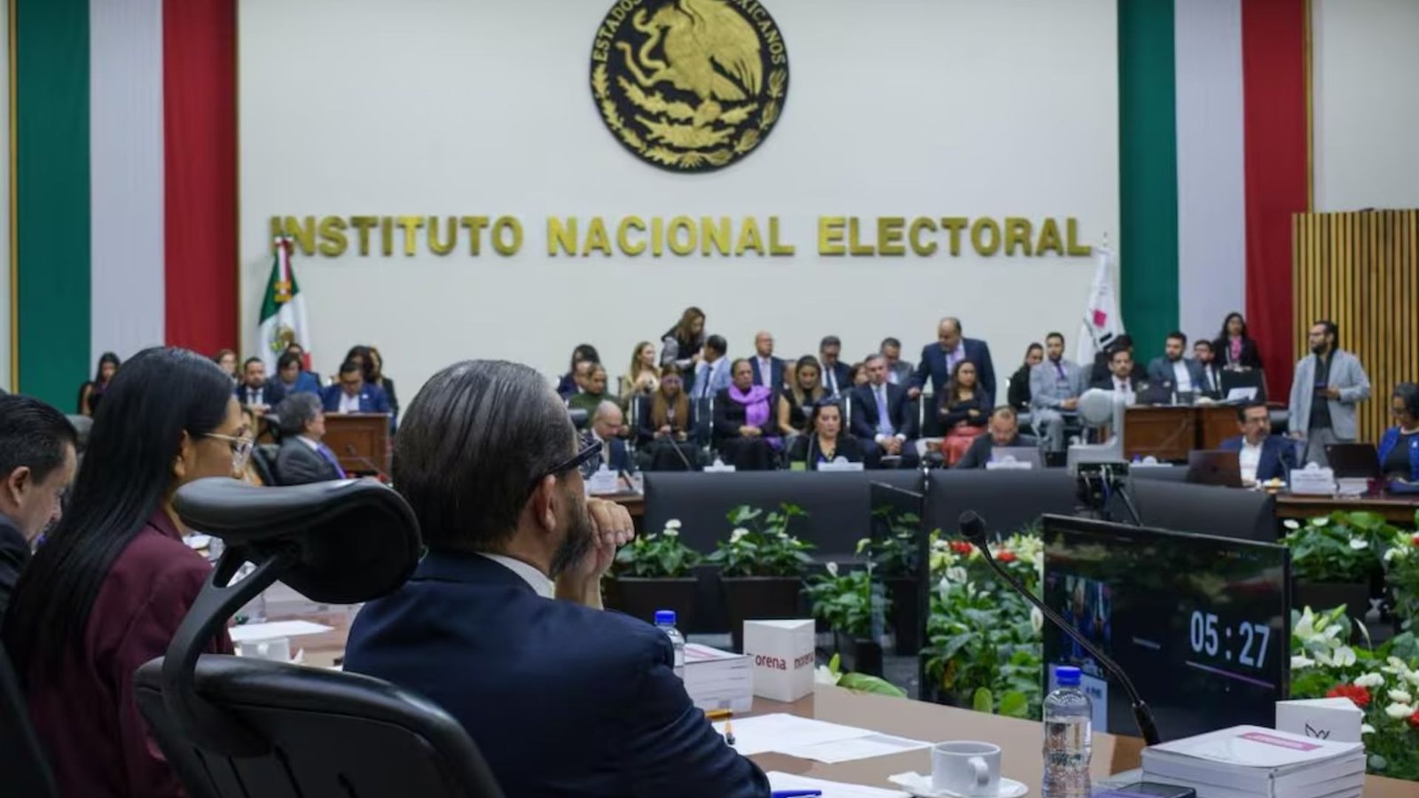 INE inicia proceso 2026-2027 entre críticas de consejeros