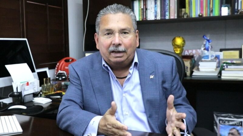 Acepta Escobedo llamado de Samuel García para dialogar por el Presupuesto 2027