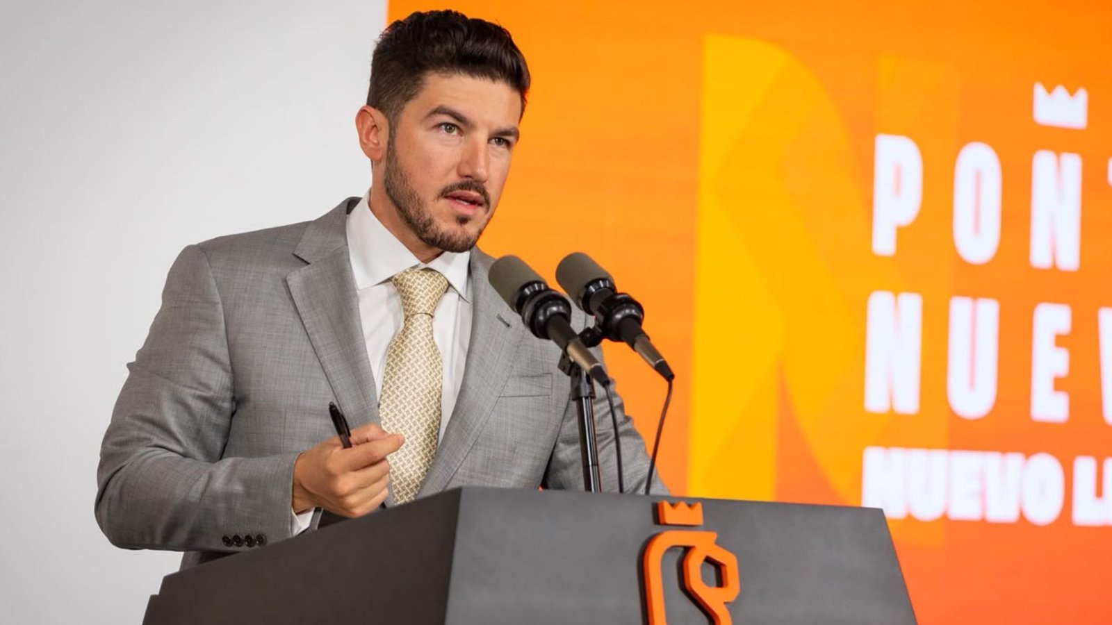 Ve Samuel García al tráfico como reto de Nuevo León