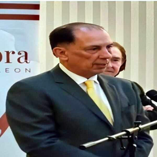 Comparte Fiscalía conferencia sobre Inteligencia Artificial en Vértebra
