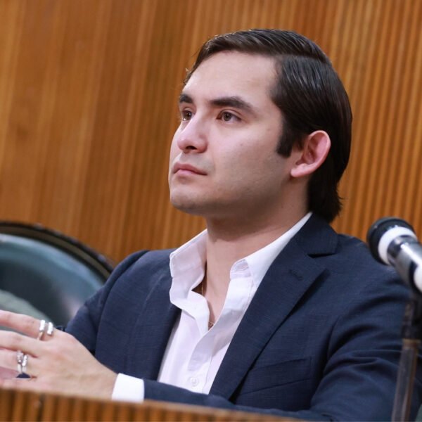 Deja Rodrigo Montemayor bancada de Morena en NL