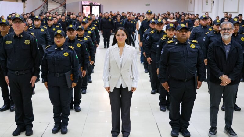 Reconocen y otorgan ascensos a 30 policías de Juárez