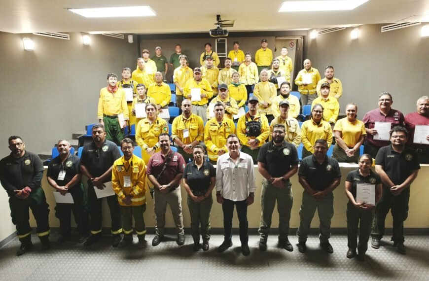 Capacita García a 32 elementos de emergencia con curso L-280