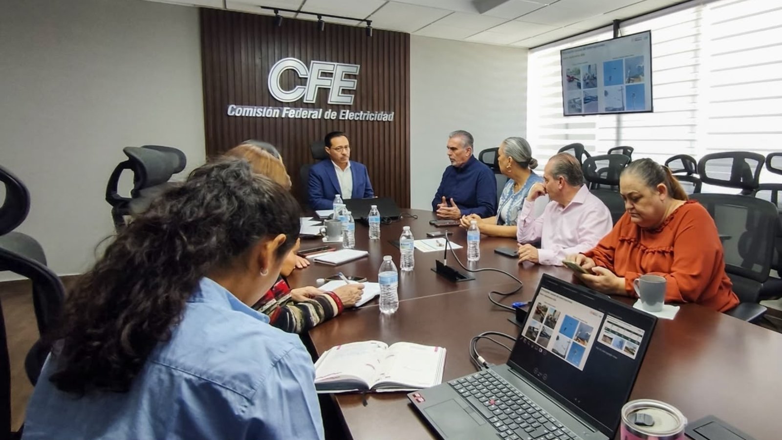 Acuerdan Monterrey y CFE acciones contra apagones