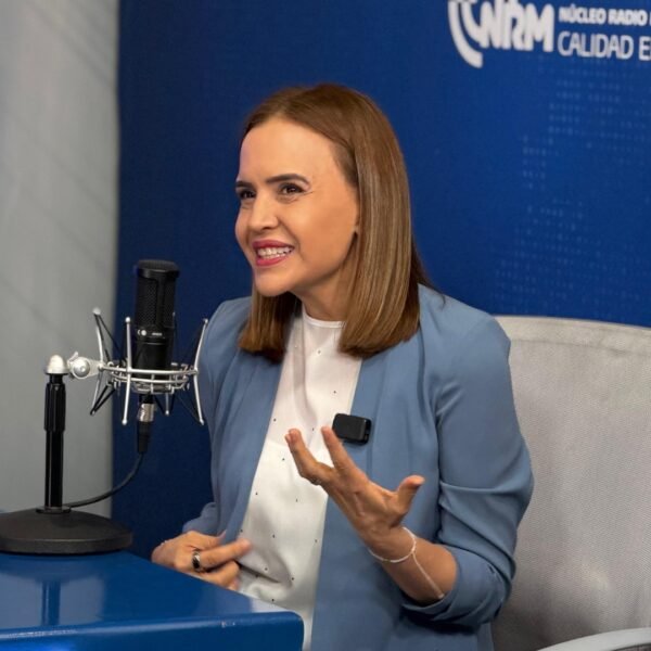 Morena nombra a Clara Luz Flores coordinadora de la 4T en Nuevo León