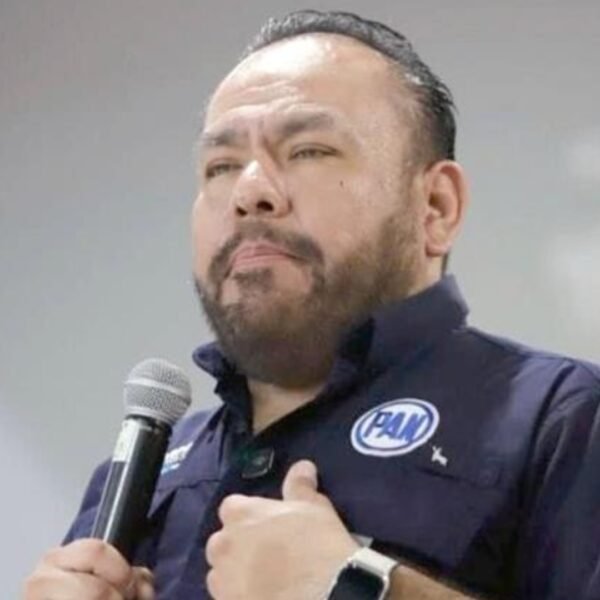 Acusa PAN guerra sucia por espectaculares contra posible alianza con PRI