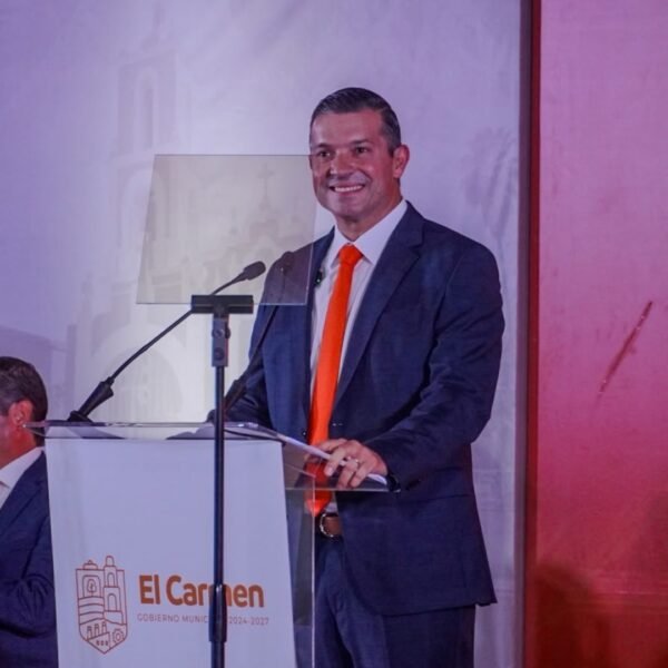 Presenta Gerardo de la Maza Segundo Informe en El Carmen