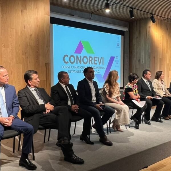Nuevo León refuerza participación en política nacional de vivienda