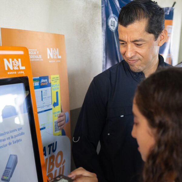 Instala Agua y Drenaje kioscos de pago en estaciones del Metro