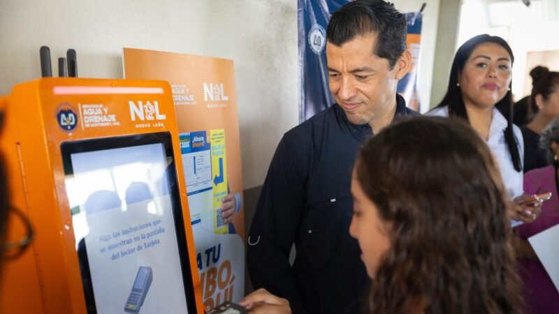 Instala Agua y Drenaje kioscos de pago en estaciones del Metro