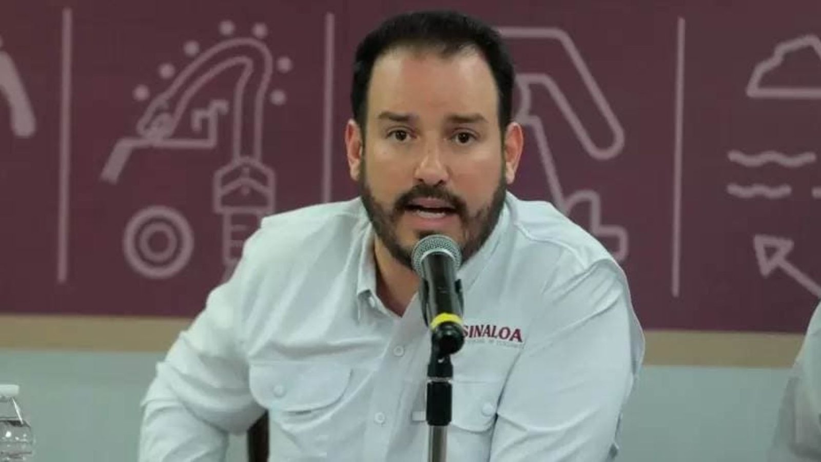 UIF congela cuentas de exsecretario de Economía de Sinaloa y lleva caso ante FGR