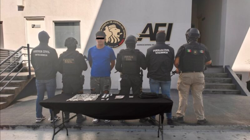 Detienen en Salinas Victoria a joven con sustancias y orden de aprehensión vigente
