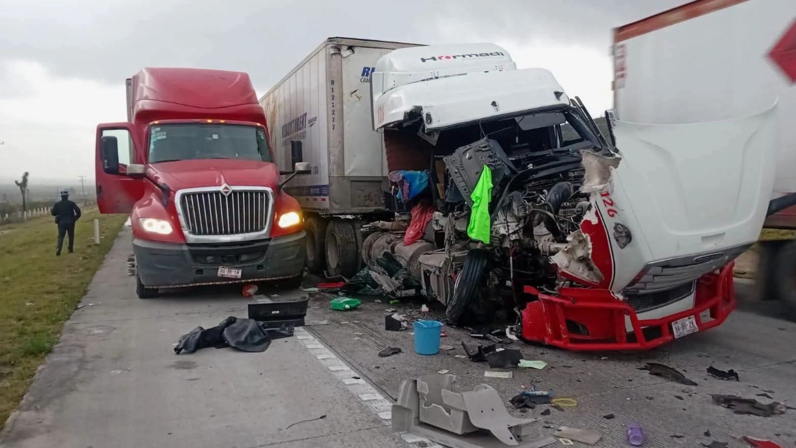 Registran dos choques en Carretera 57 en Galeana; hay un lesionado