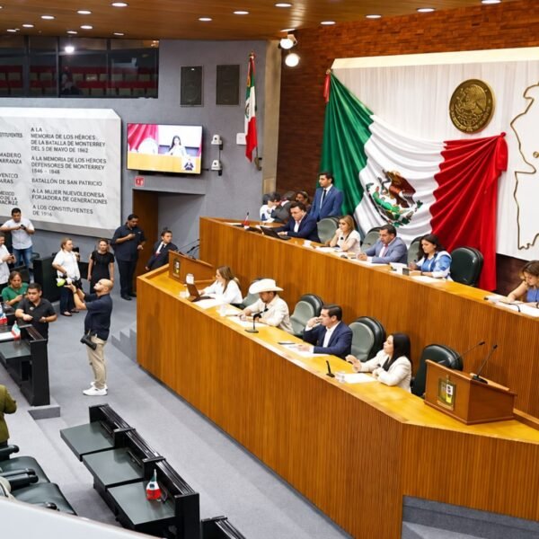 Citan a Samuel a rendir su Quinto Informe ante el Congreso