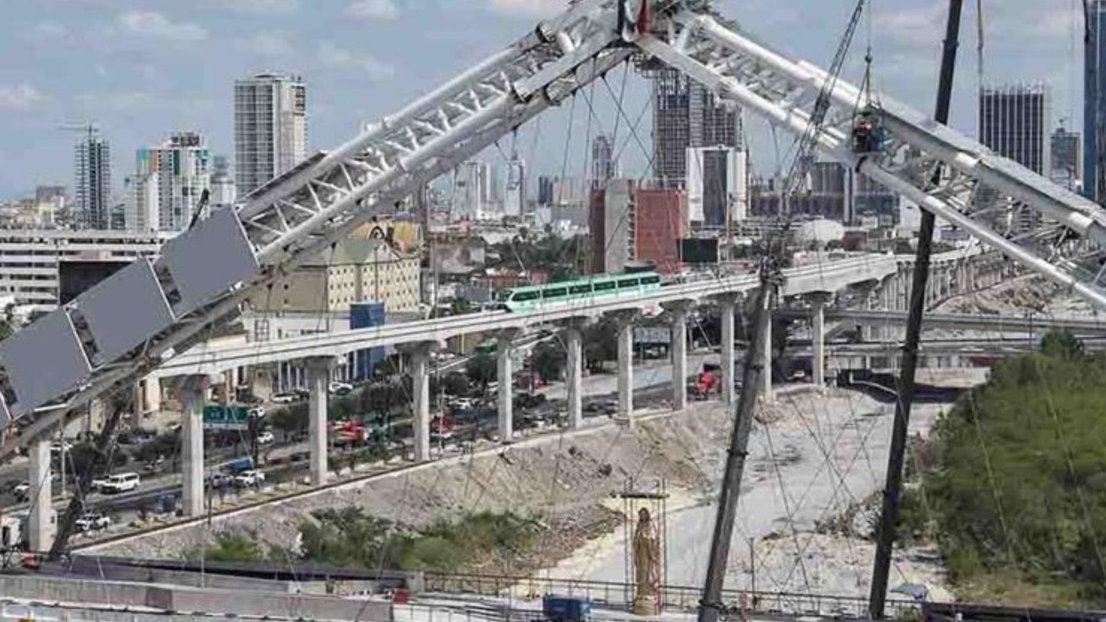 Amplía Monorriel de las Líneas 4 y 6 sus recorridos de prueba en Monterrey