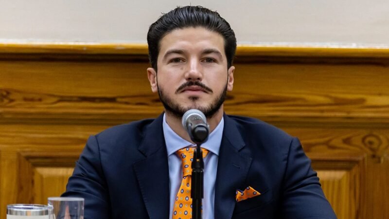 Convoca Samuel García a reunión por Presupuesto 2027 de Nuevo León