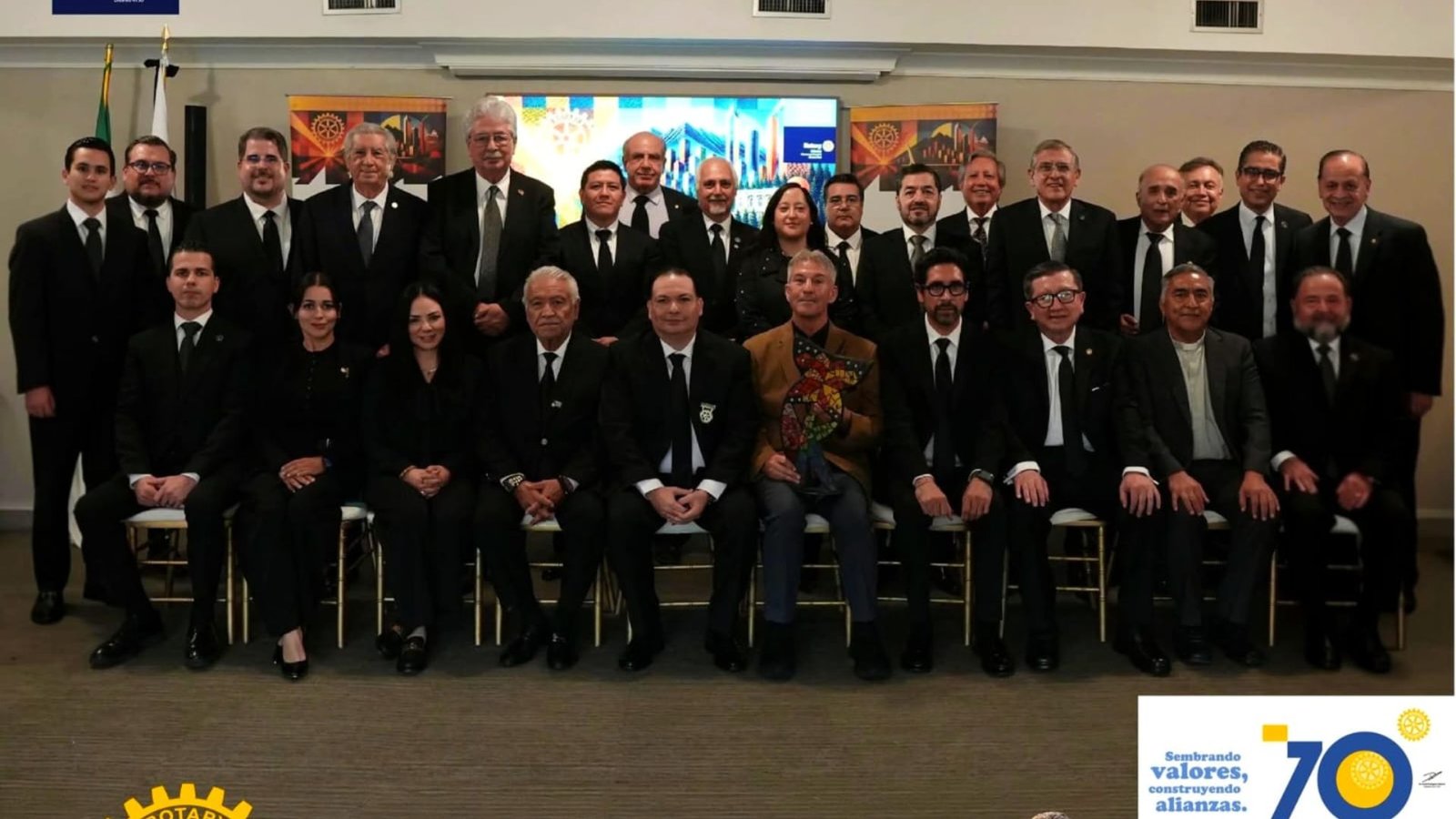 Anuncia Rotary Monterrey Obispado apoyo a Shriners y 100 becas