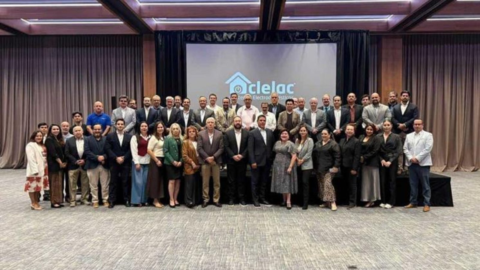 Integra Nuevo León ecosistema de Data Centers en clúster industrial
