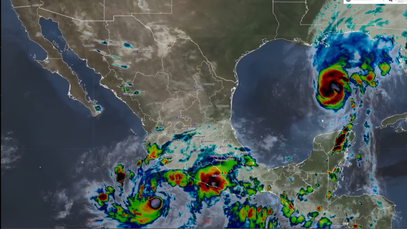 Cambia Huracán Simón trayectoria y apunta a costas de Jalisco y Colima