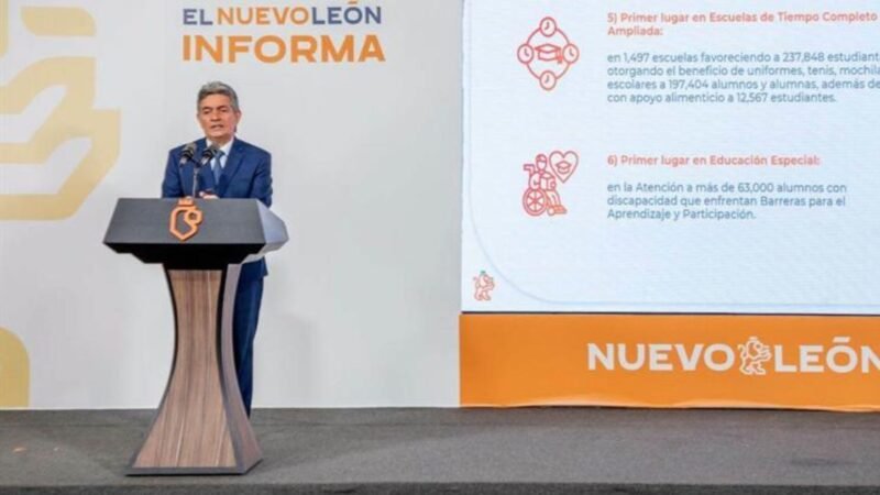 Restringen uso de celulares en escuelas; entraría en vigor el 3 de noviembre