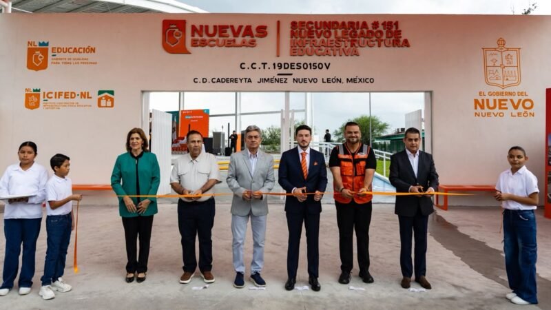 Entrega Samuel García nueva secundaria y cancha en Cadereyta