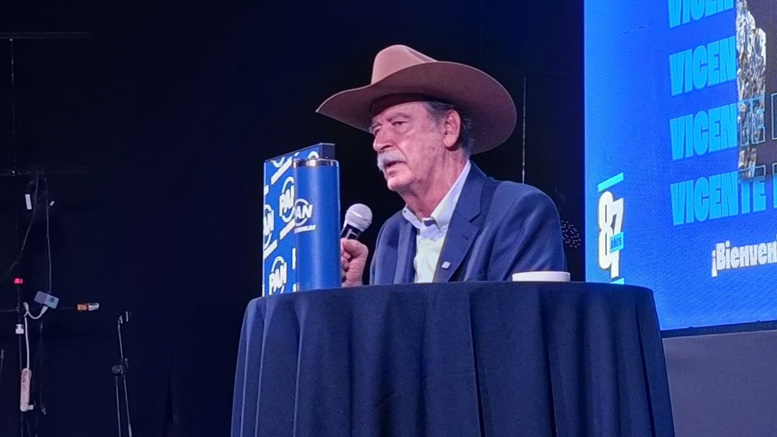 Plantea Fox alianza PAN-PRI en Nuevo León para 2027