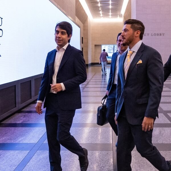Presenta Samuel proyectos de NL a inversionistas en Nueva York