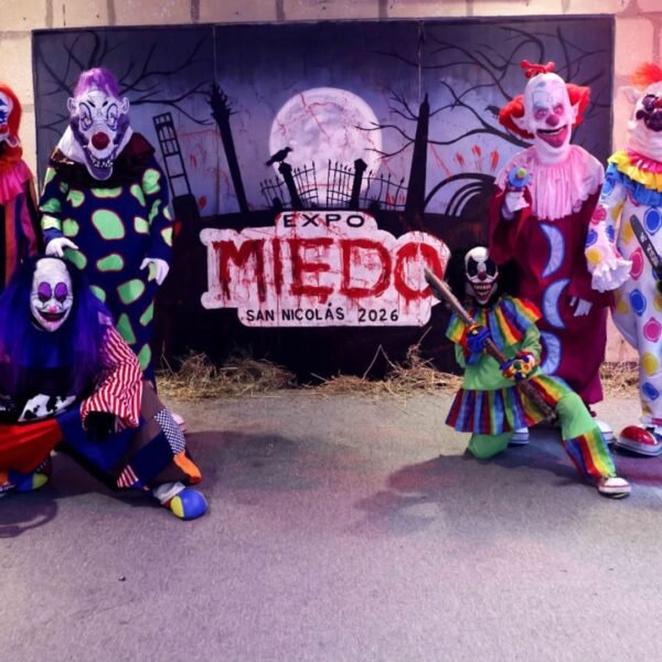 Inaugura San Nicolás Expo Miedo con circo de horror, cine y causa social