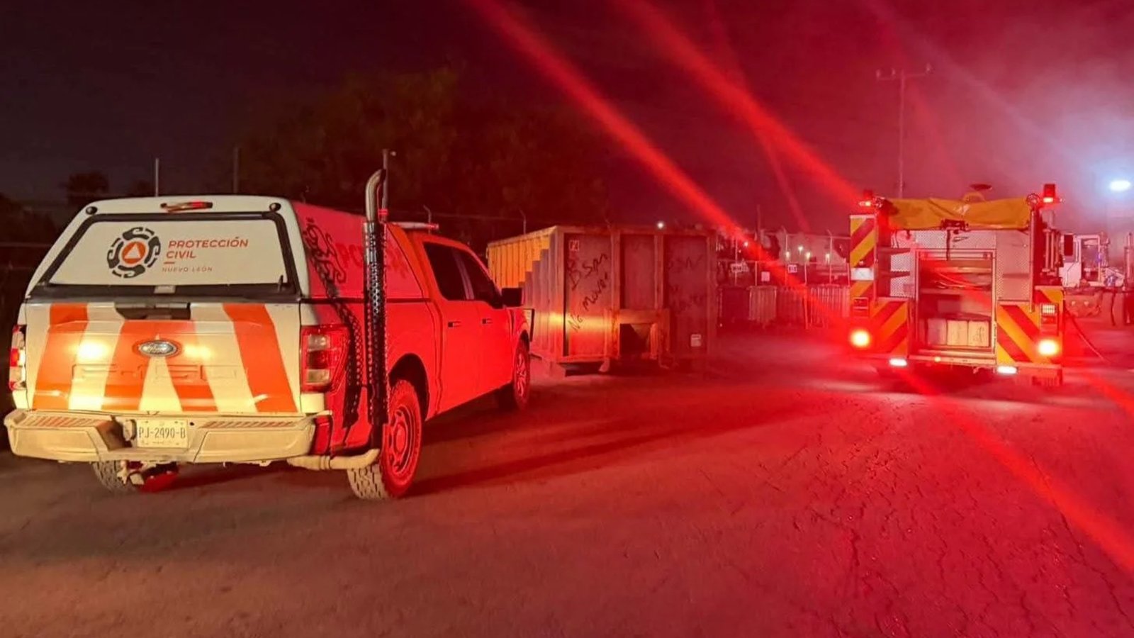 Muere motociclista al ser impactado por camión en carretera a Laredo