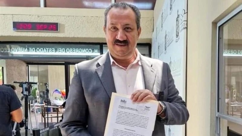 Piden ampliar horarios de atención en dependencias de Nuevo León