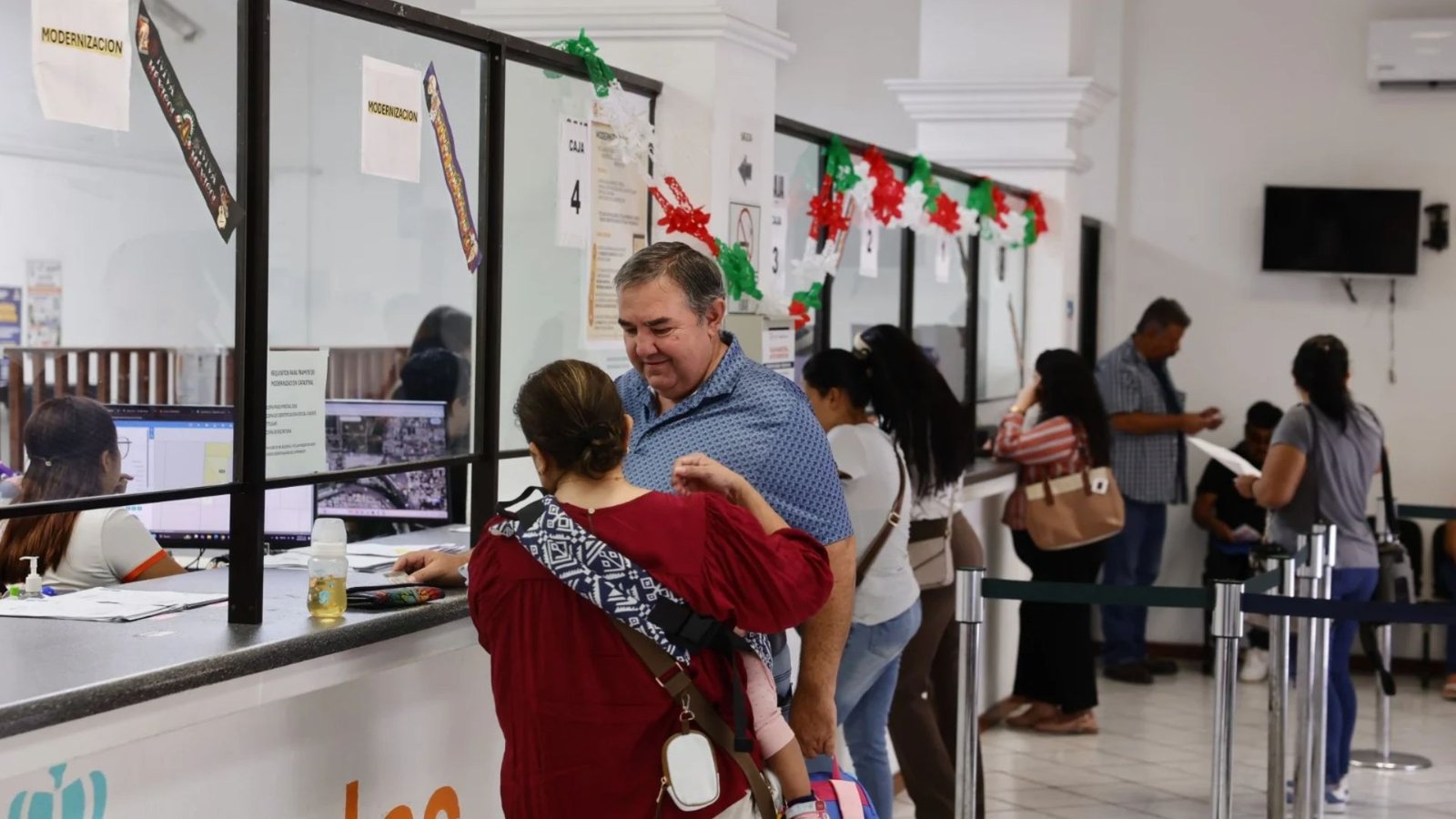 Apoya Guadalupe a contribuyentes con descuentos en el predial