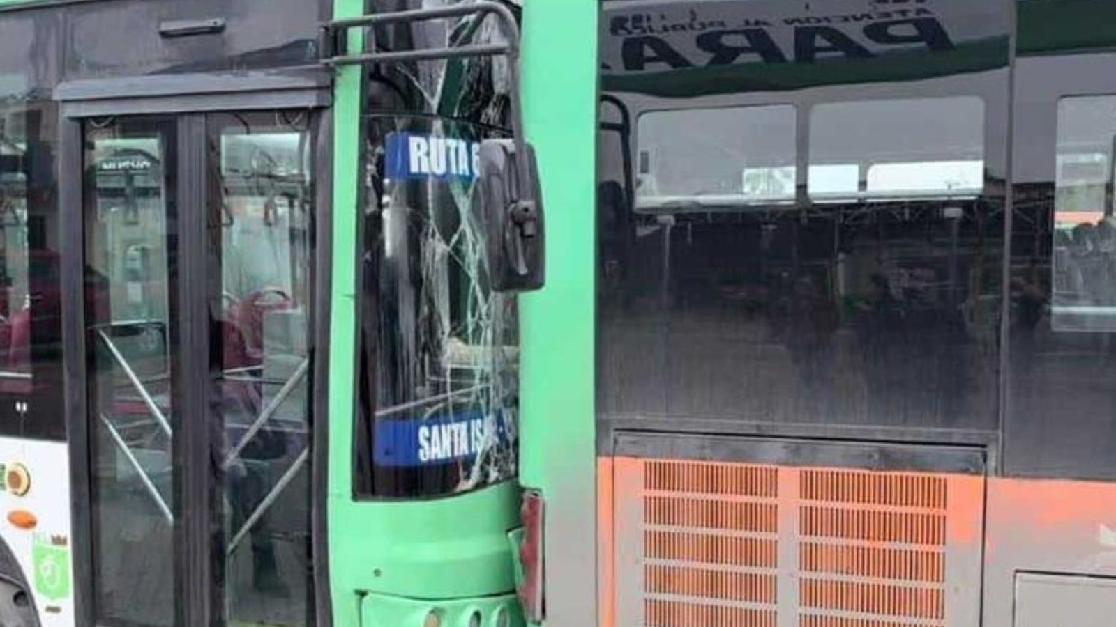 Deja choque entre autobuses seis pasajeros heridos en Guadalupe