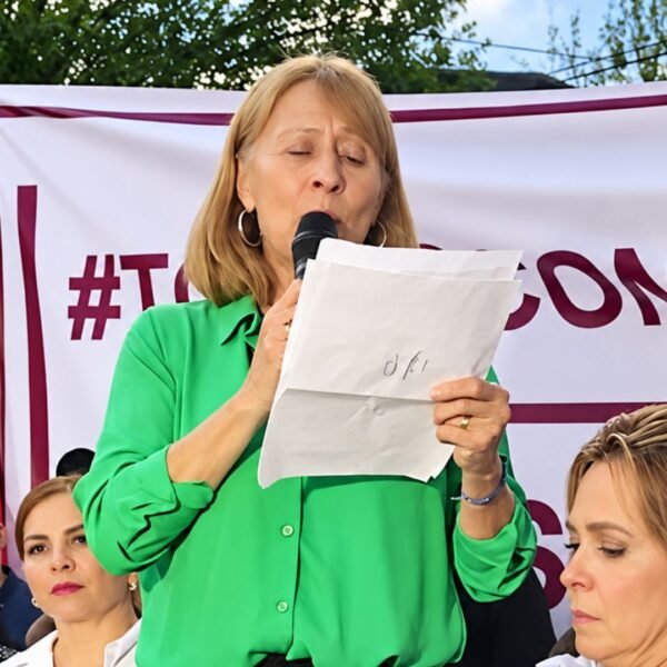 Cuestiona Tatiana Clouthier encuesta de Morena y pide repetir proceso en NL