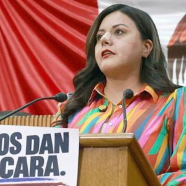 Cruzan acusaciones en Congreso de NL por protestas del IMSS