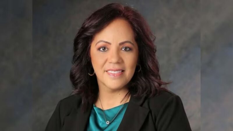 Detienen a alcaldesa de Kissimmee por fraude y hurto mayor