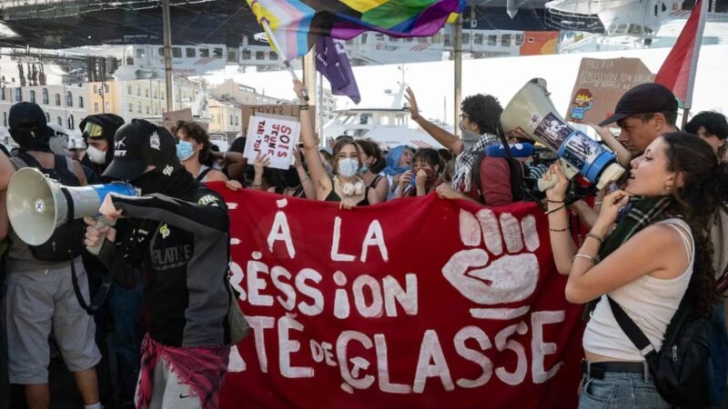 Pierde adolescente una mano durante protestas estudiantiles en Francia