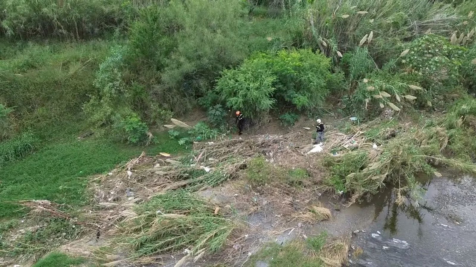 Continúan búsqueda de joven desaparecido en el Río Pesquería