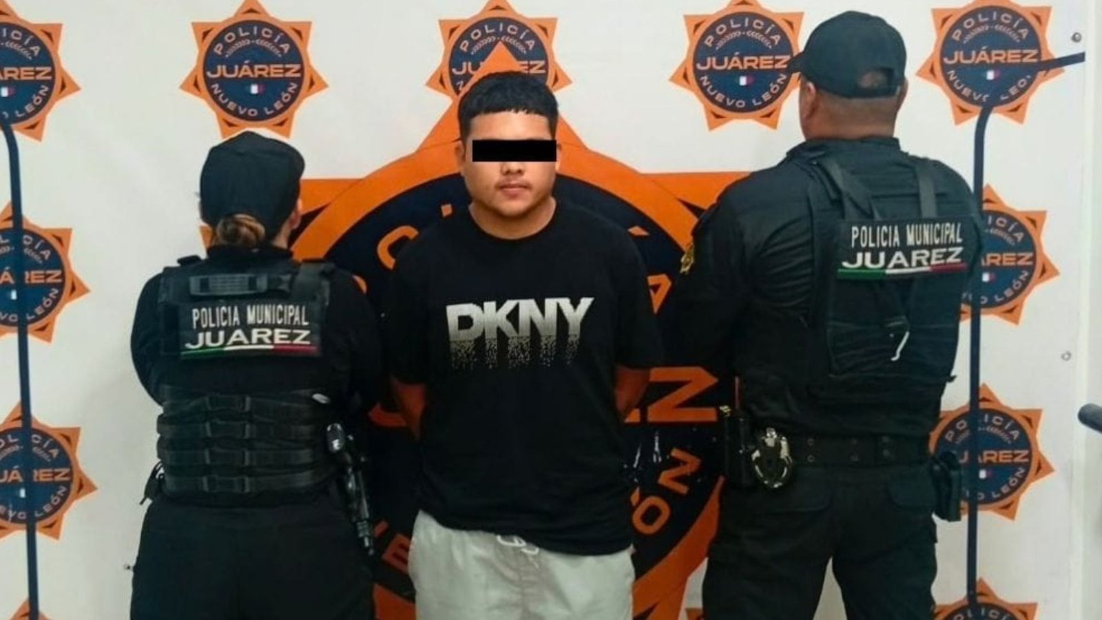 Detienen a hombre tras hallarle presuntas sustancias durante operativo en Juárez