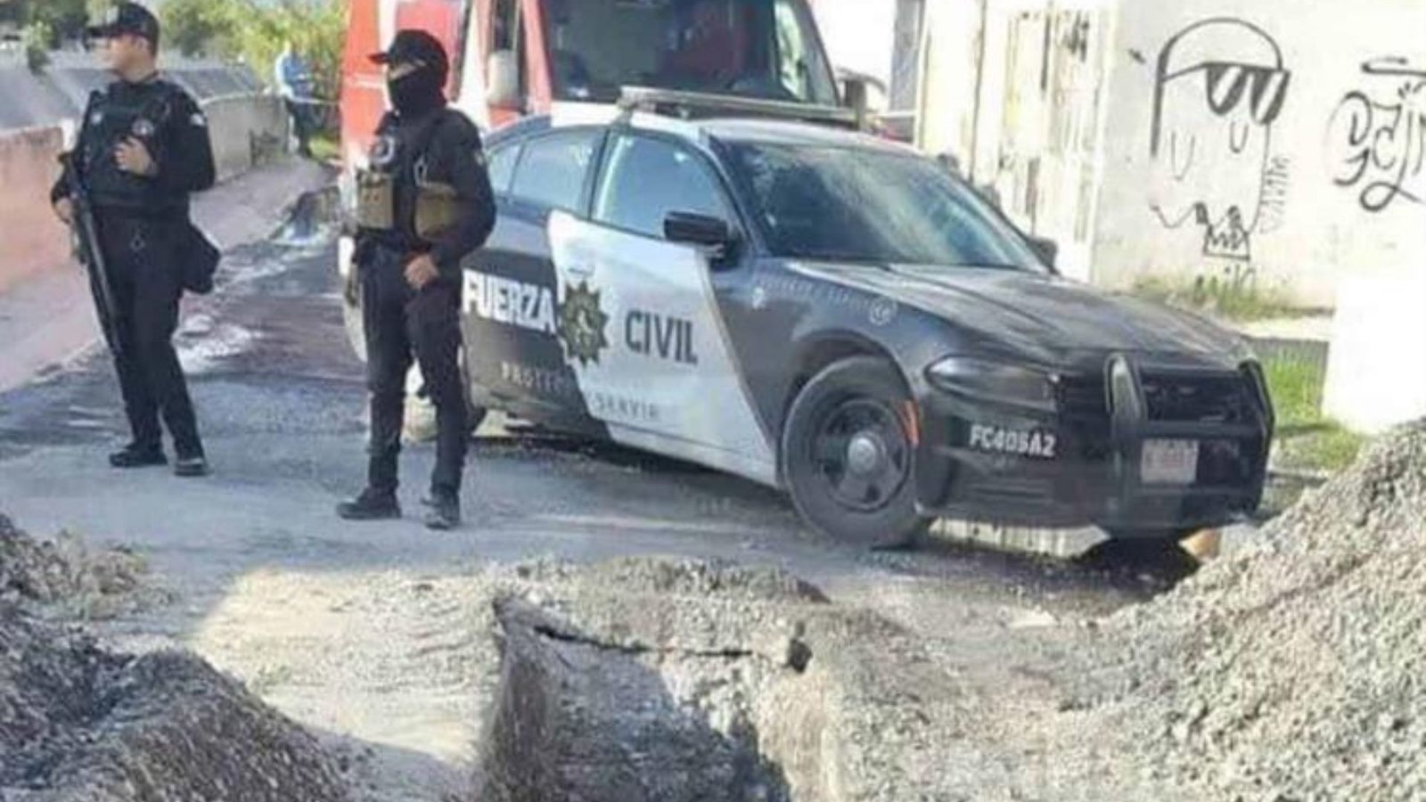 Muere trabajador tras derrumbe durante obra en Monterrey