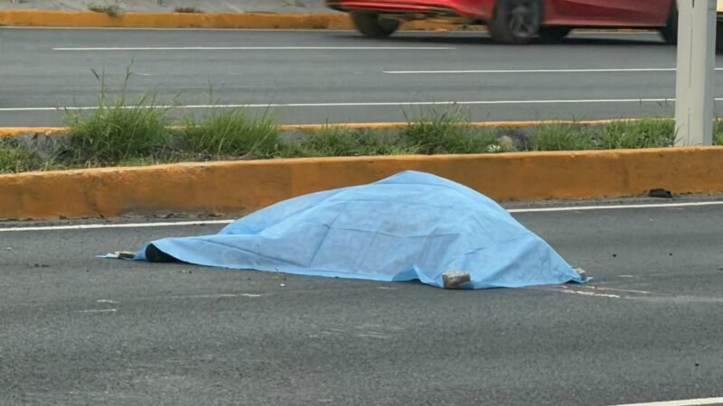 Muere motociclista al derrapar en Miguel de la Madrid , Guadalupe